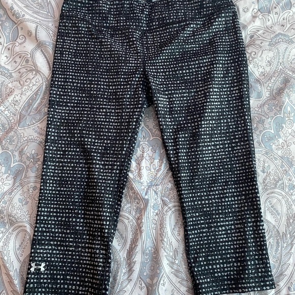 Under Armour Pants - UA crops💪🏼